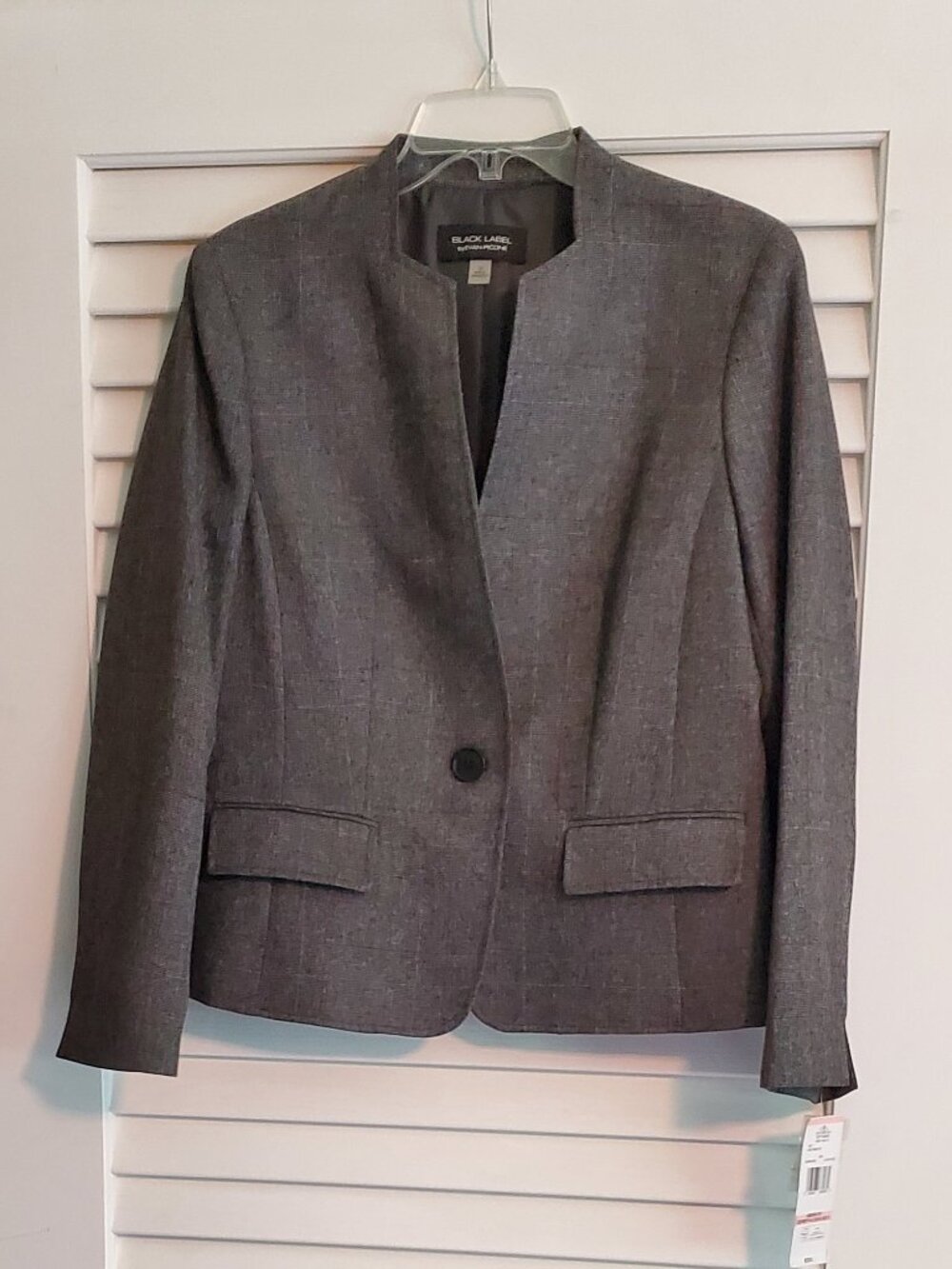 Evan Picone Black Label Suit Jacket Blazer Size 10 Gray with Red Stripe NWT